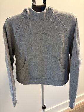 Lululemon Scuba Oversized Hoodie with  Lululemon Graphic ~ M/L ~ Grey
